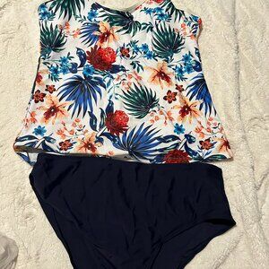 WalkonBeach Tankini NWT Large